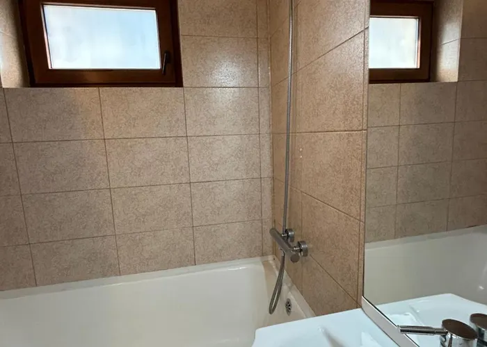 Будинок відпочинку Charming Two- Bedroom House